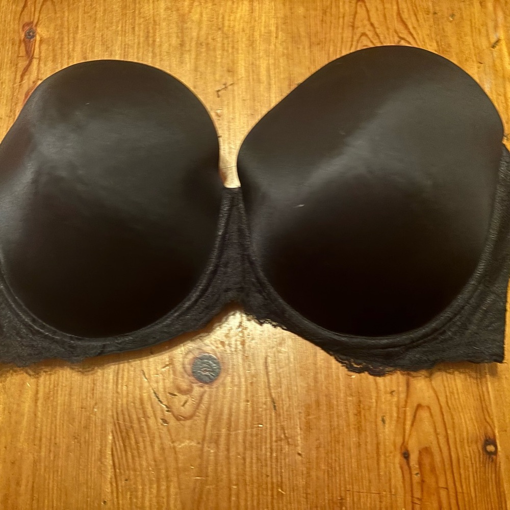 City chic Black Strapless Bra